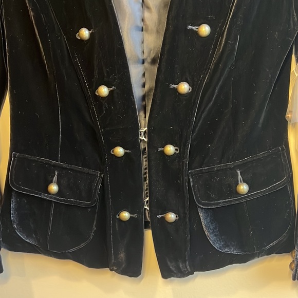 NWT Bloomingdale's Aqua black velvet blazer - Picture 3 of 6
